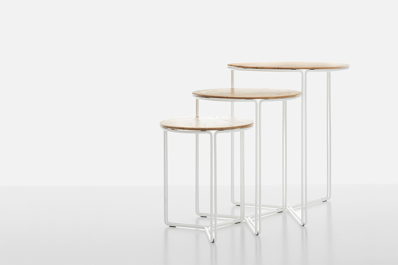 Stylex, Adorn provides a versatile family of tables for many different environments. Coffee and occasional units are