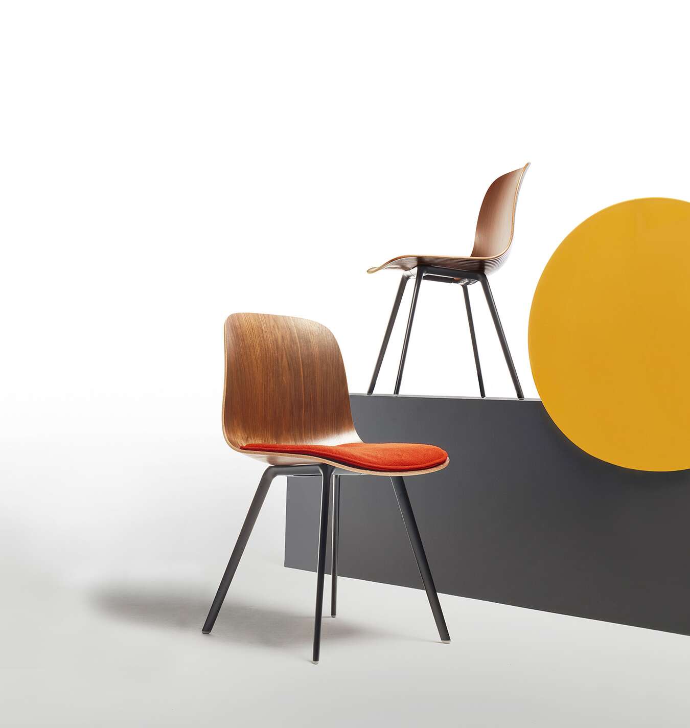 Stylex, Seating, Verve is a versatile plastic shell chair program that offers inspiring, affordable, ergonomic seating in the