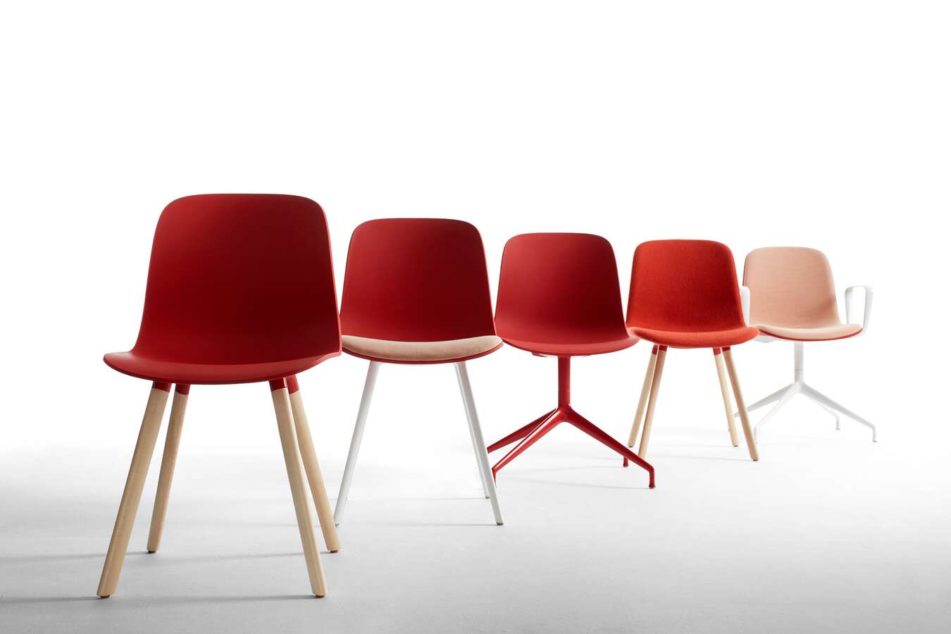 Stylex, Seating, Verve is a versatile plastic shell chair program that offers inspiring, affordable, ergonomic seating in the