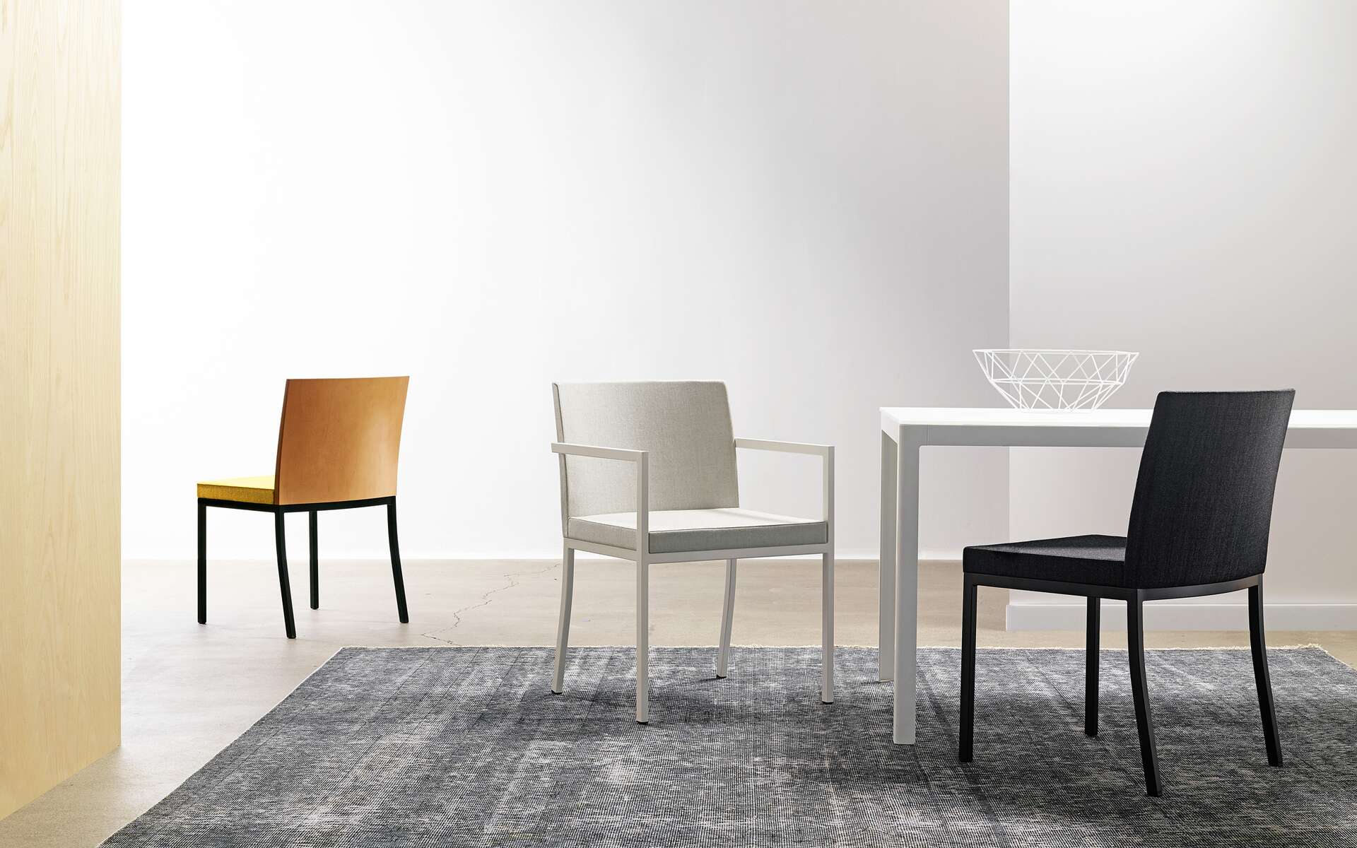 Stylex, Mark 2 is a formal guest chair, a stacker, and a stool whose rectilinear frame conveys pure elegance. Superior